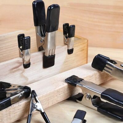 ধাতু স্প্রিং ক্ল্যাম্প ভারী ডিউটি ​​একটি ক্লিপ কাঠের কাজ ব্যাকড্রপের জন্য